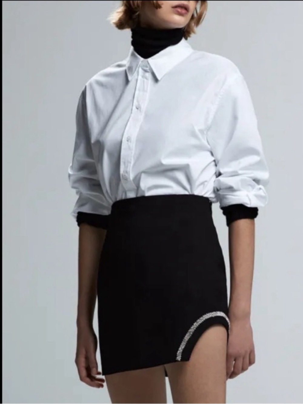 NWOT Zara Jewel Trim Mini Skirt